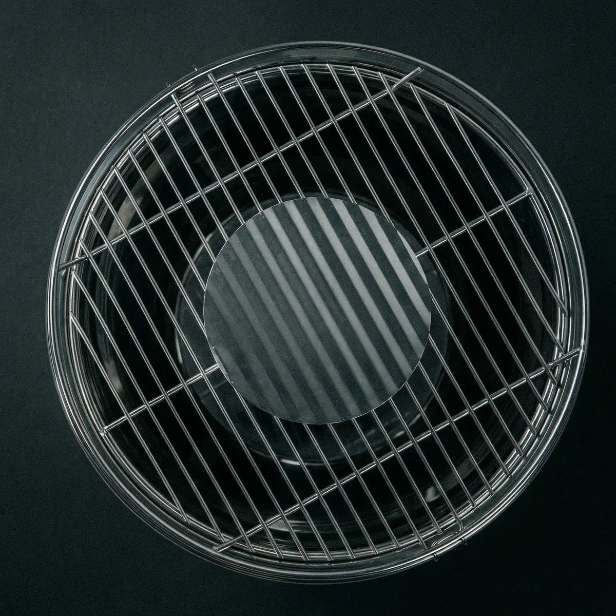 activa-tischgrill-airbroil-anthrazit-kompakter-holzkohlegrill-mit-aktivbel-ftung image 6