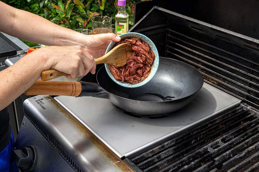 schickling-wok-30-cm-kleine-auflage-stahlwok-1-5-mm image 4