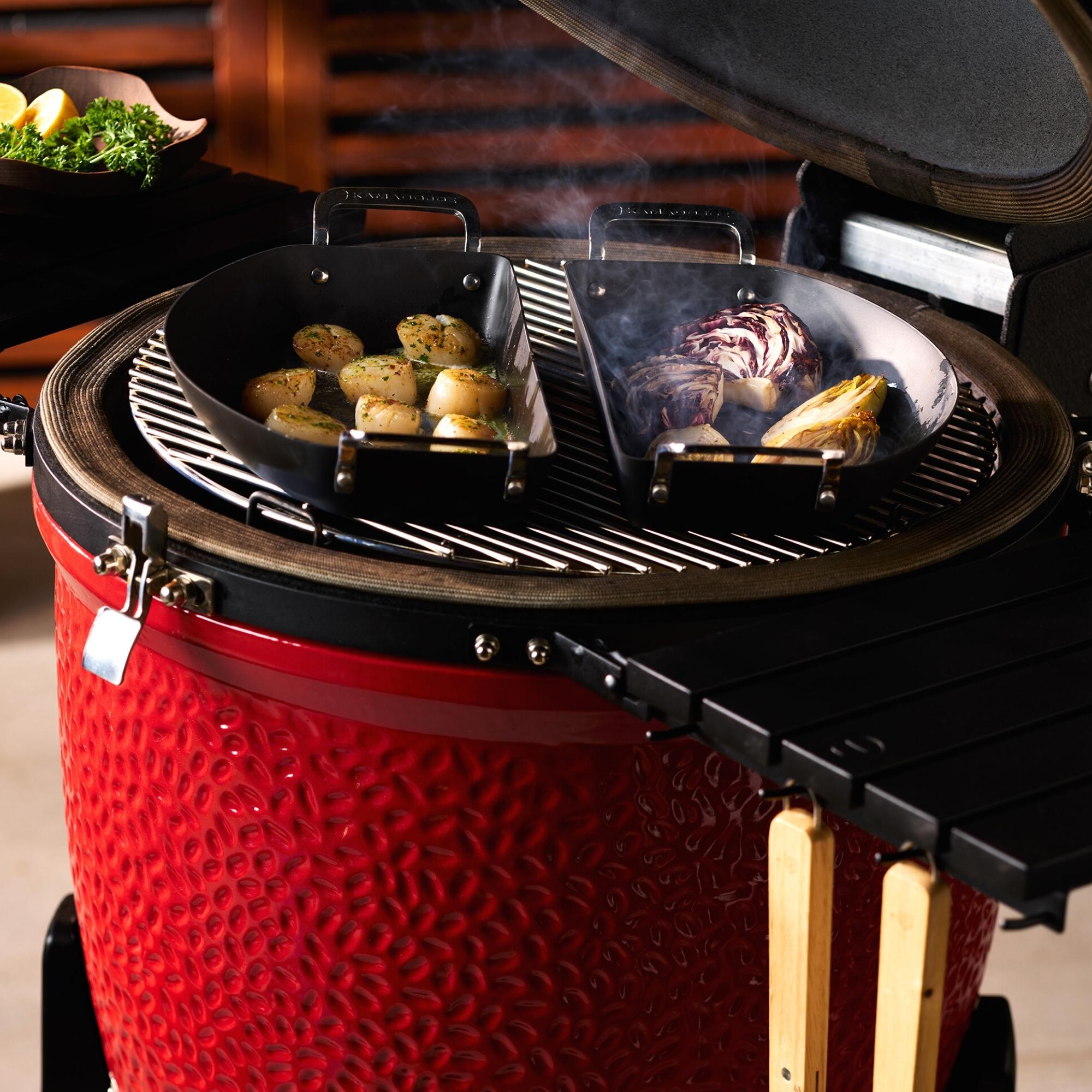 kamado-joe-karbon-steel-halbmond-pfannenset-f-r-classic-joe image 3
