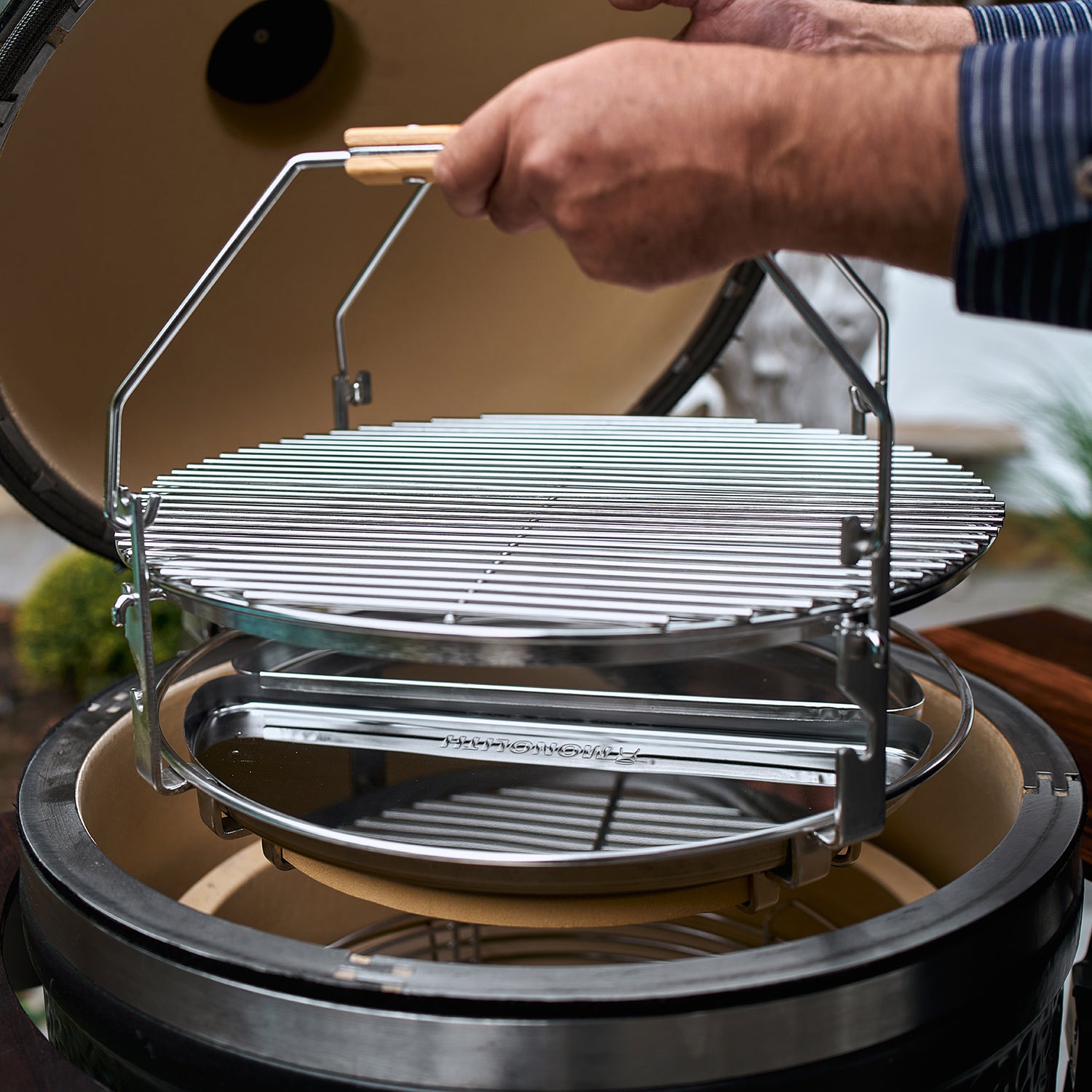 monolith-avantgarde-55-classic-kamado-grill-mit-gestell image 7