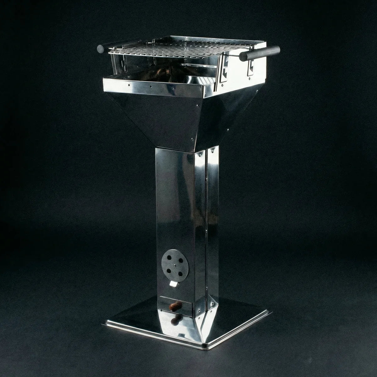 activa-trichtergrill-saalfeld-klassischer-holzkohlegrill-mit-verchromtem-rost image 1