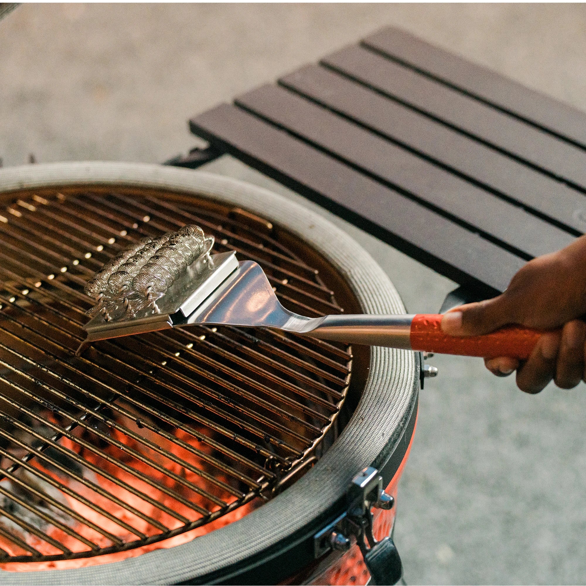 kamado-joe-krafted-stahl-grillb-rste-45-7-cm-borstenfrei image 7